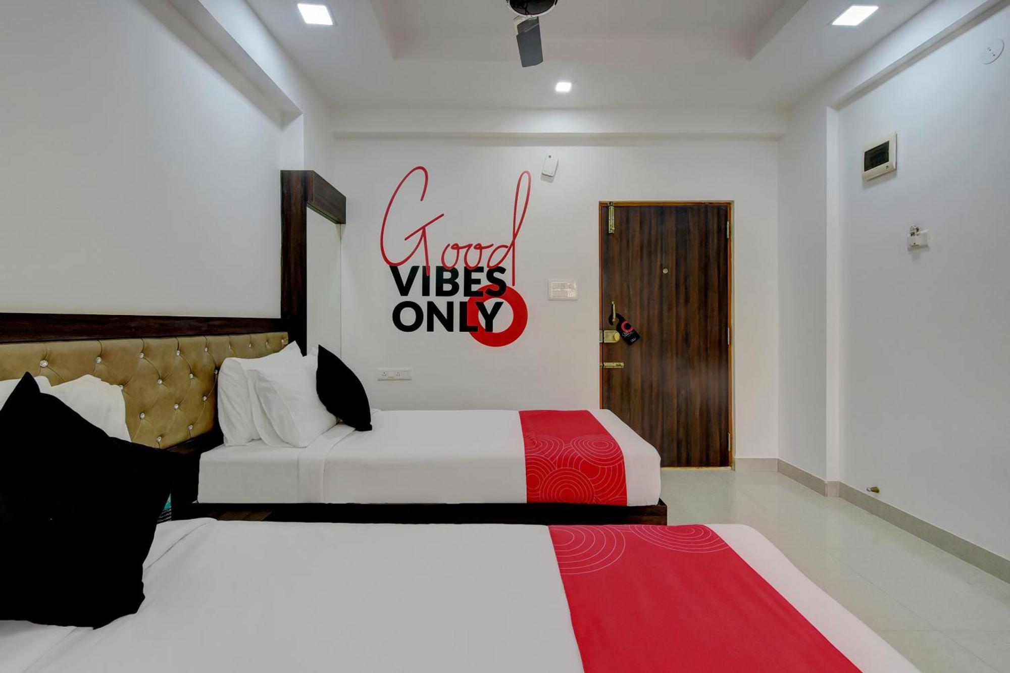 Super Grand Collection O Near Sarjapur Road Near 7D Voyage Hotell Bangalore Eksteriør bilde